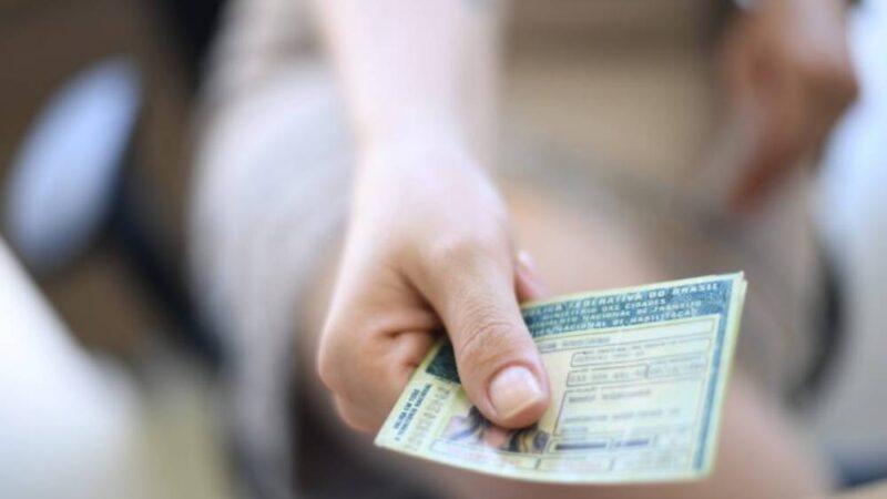 Saiba como solicitar a CNH social e economizar na sua carteira de habilitação