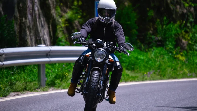 Empréstimo com garantia de moto: saiba como solicitar!